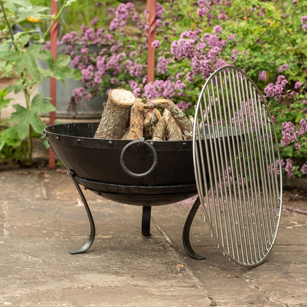Small Indian fire pit bowl with stainless steel cooking grill