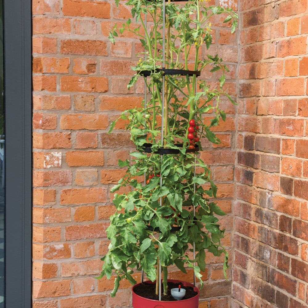 Recycled self watering grow pot tower