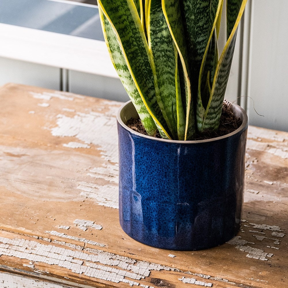 Linear glazed plant pot - blue