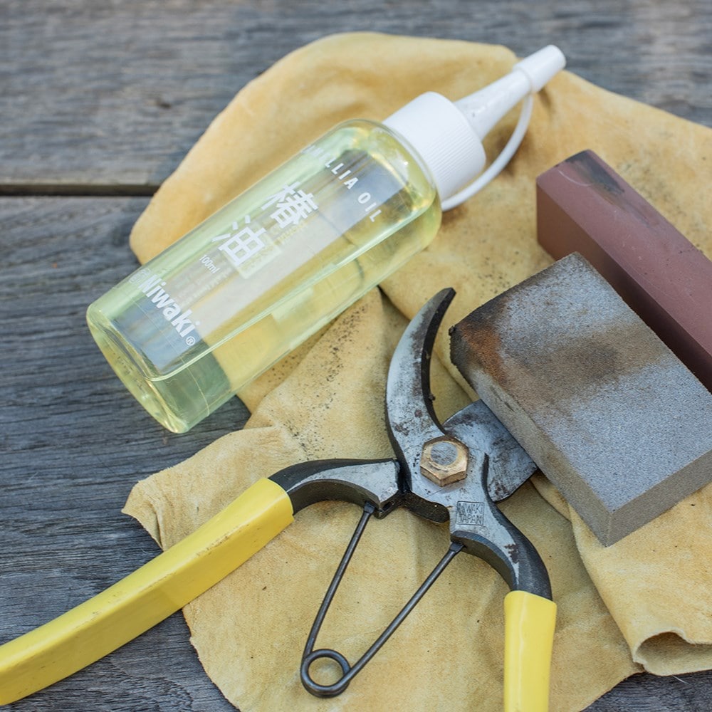 Niwaki camellia tool oil