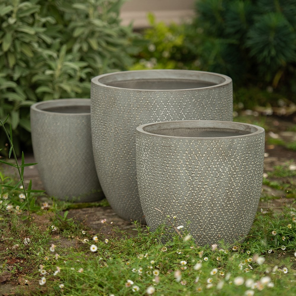 Set of three pots with etched diamond design - grey