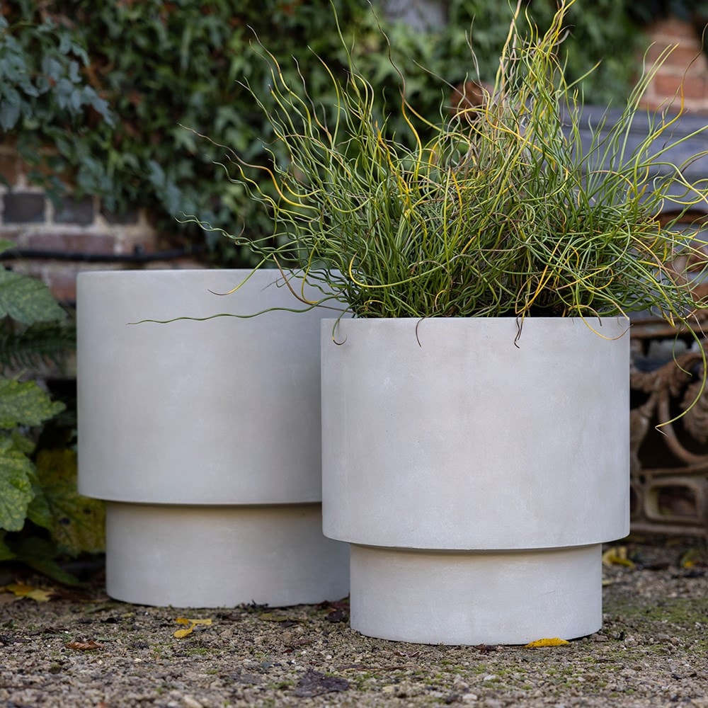 Set of two cylinder planters - cream