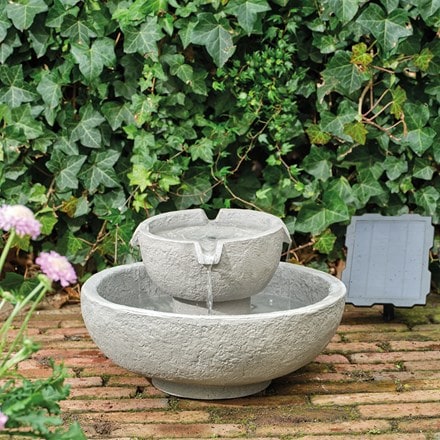 Solar dual bowl water feature