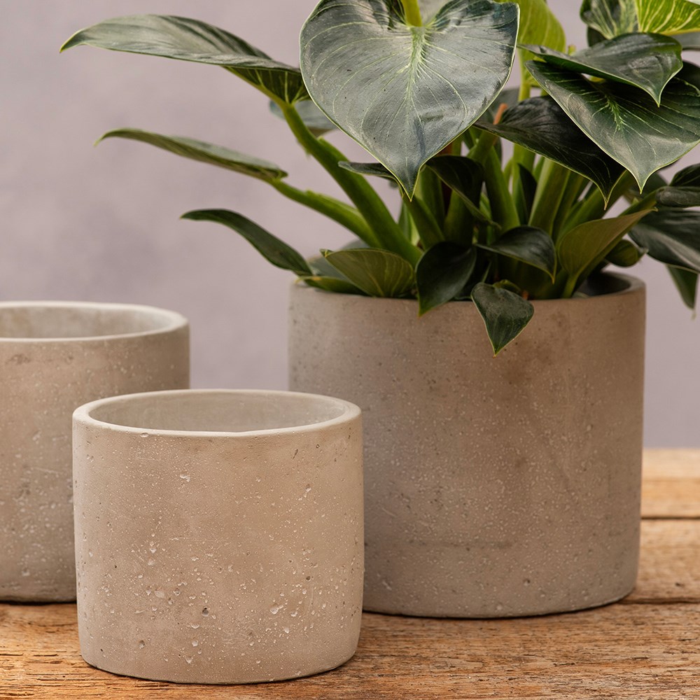 Cement round plant pot - light grey 