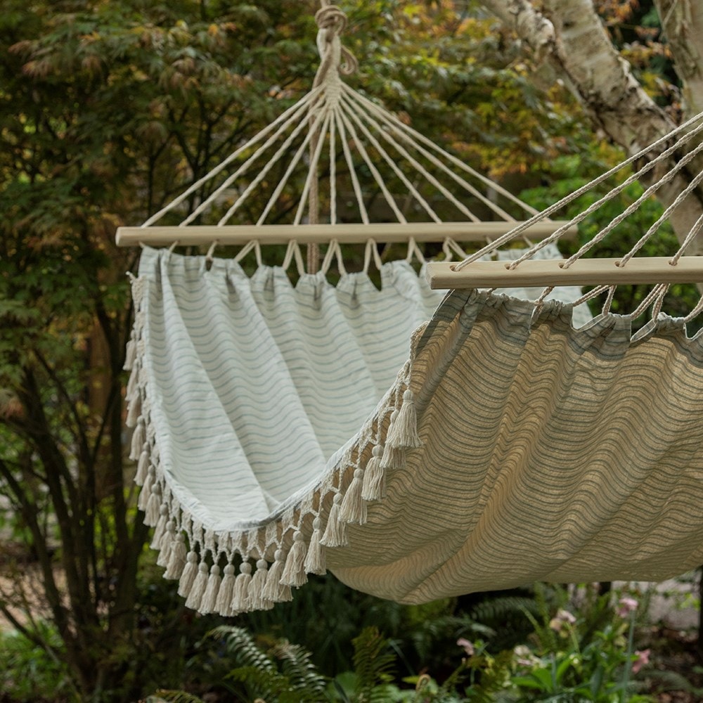 Swing hammock with bars - ticking stripe