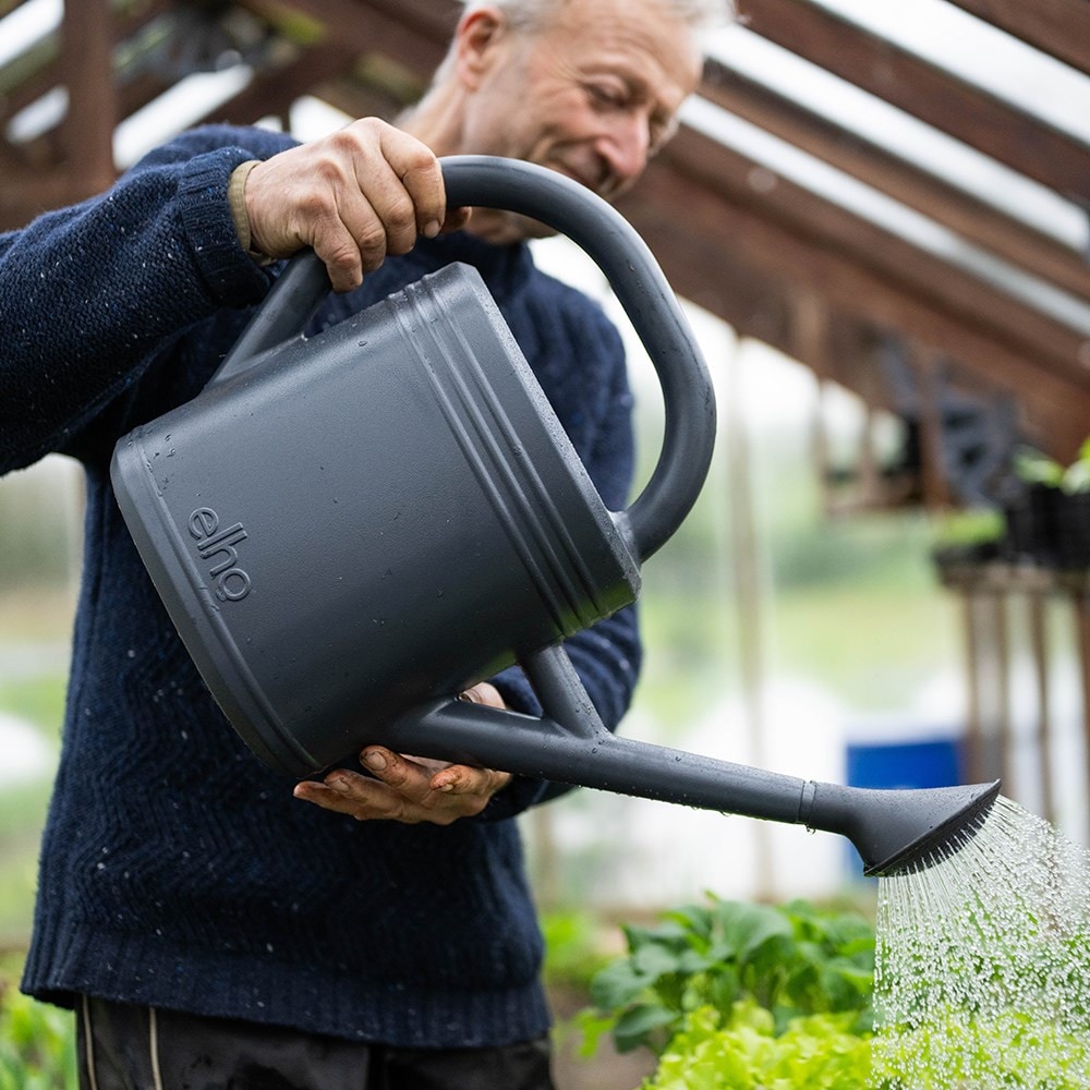 Recycled plastic watering can - anthracite