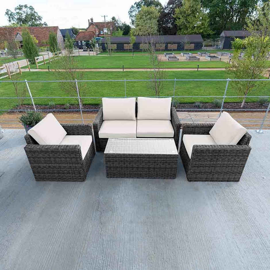Luxury Rattan Sofa Set With Coffee Table