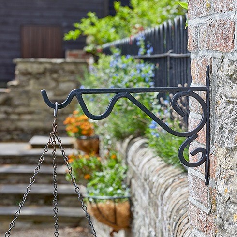 Brunel Heavy Duty Hanging Basket Bracket