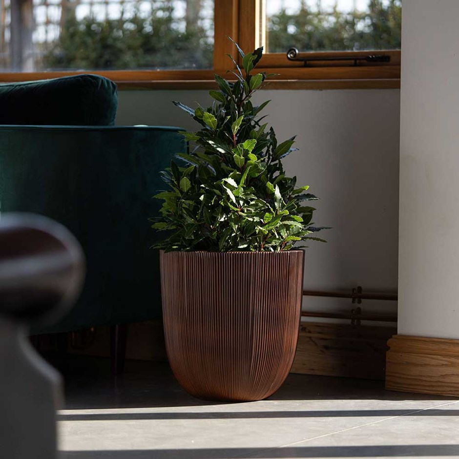 37cm Brown Ridged Round Planter