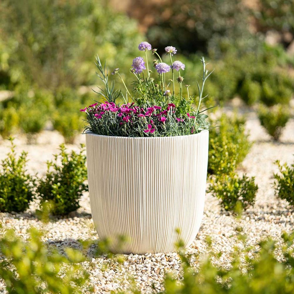 44.5cm White Ribbed Round Planter