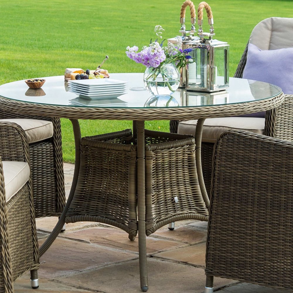 Winchester 4 Seater Garden Rattan Round Table and Chairs Dining Set in Natural