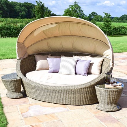 Winchester Garden Rattan Daybed with Hood and 2 Side Tables in Natural