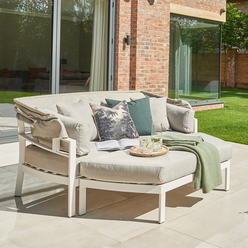 Titchwell Day Bed