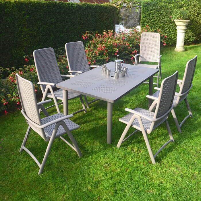 Libeccio Dining Table With Darsena Chairs Set