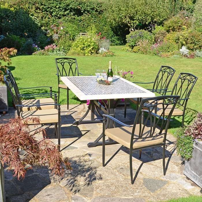 Wilmington Dining Table With Ascot Chairs Set