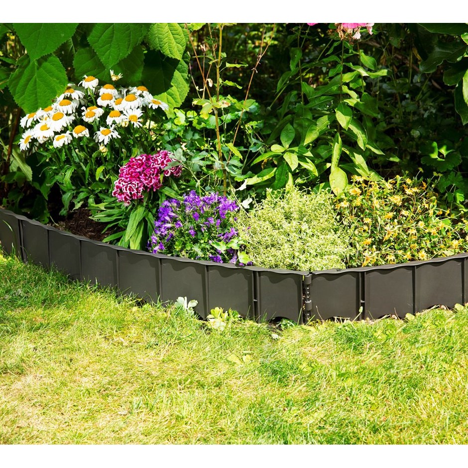 Edgar Black Connectable Lawn Edging