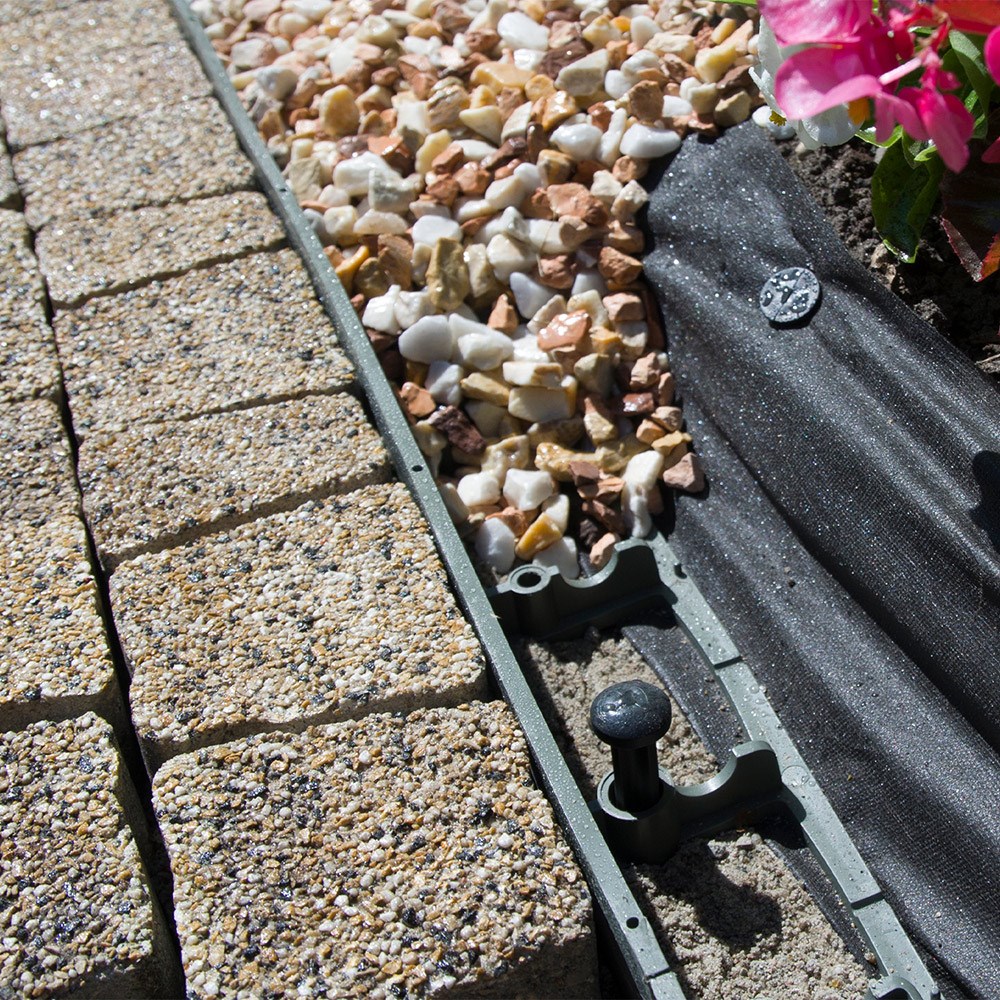 Heavy-Duty Plasgrid Flexible Garden Edging 8cm