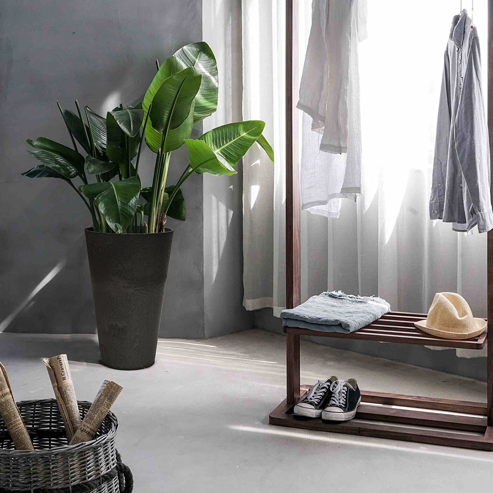 Black Recycled Rubber Tall Round Planter