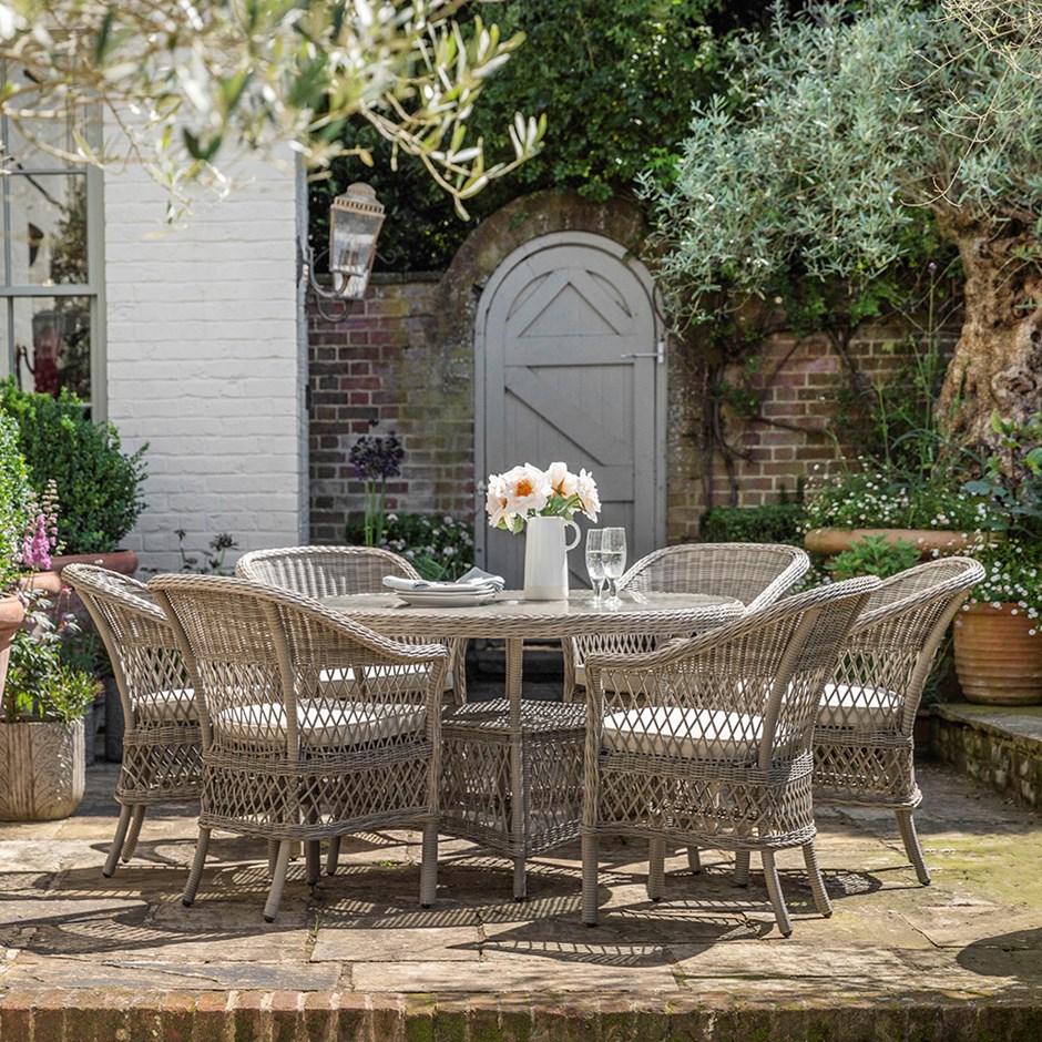 Menton Round Dining Set