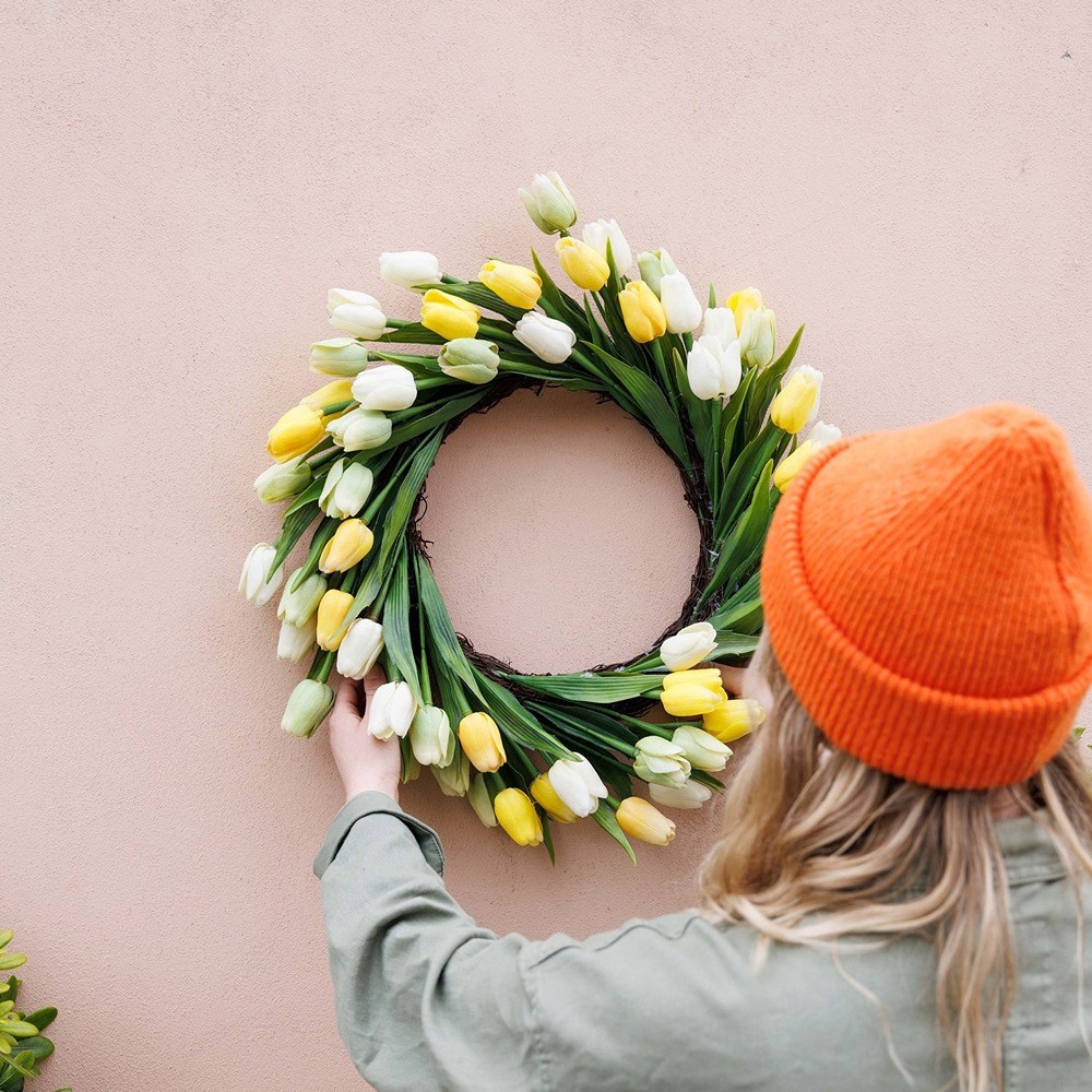 50cm Tulip Wreath - Yellow
