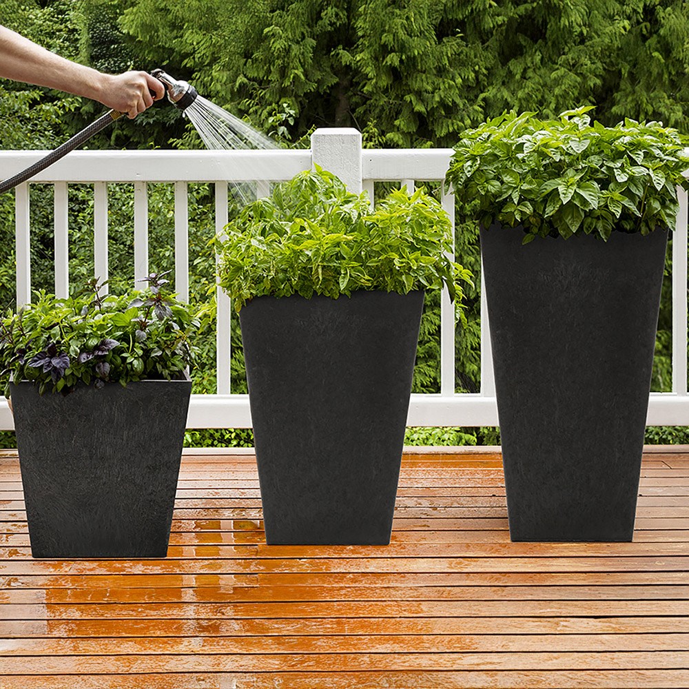 H 33 cm Recycled Rubber Sonata Planter Black