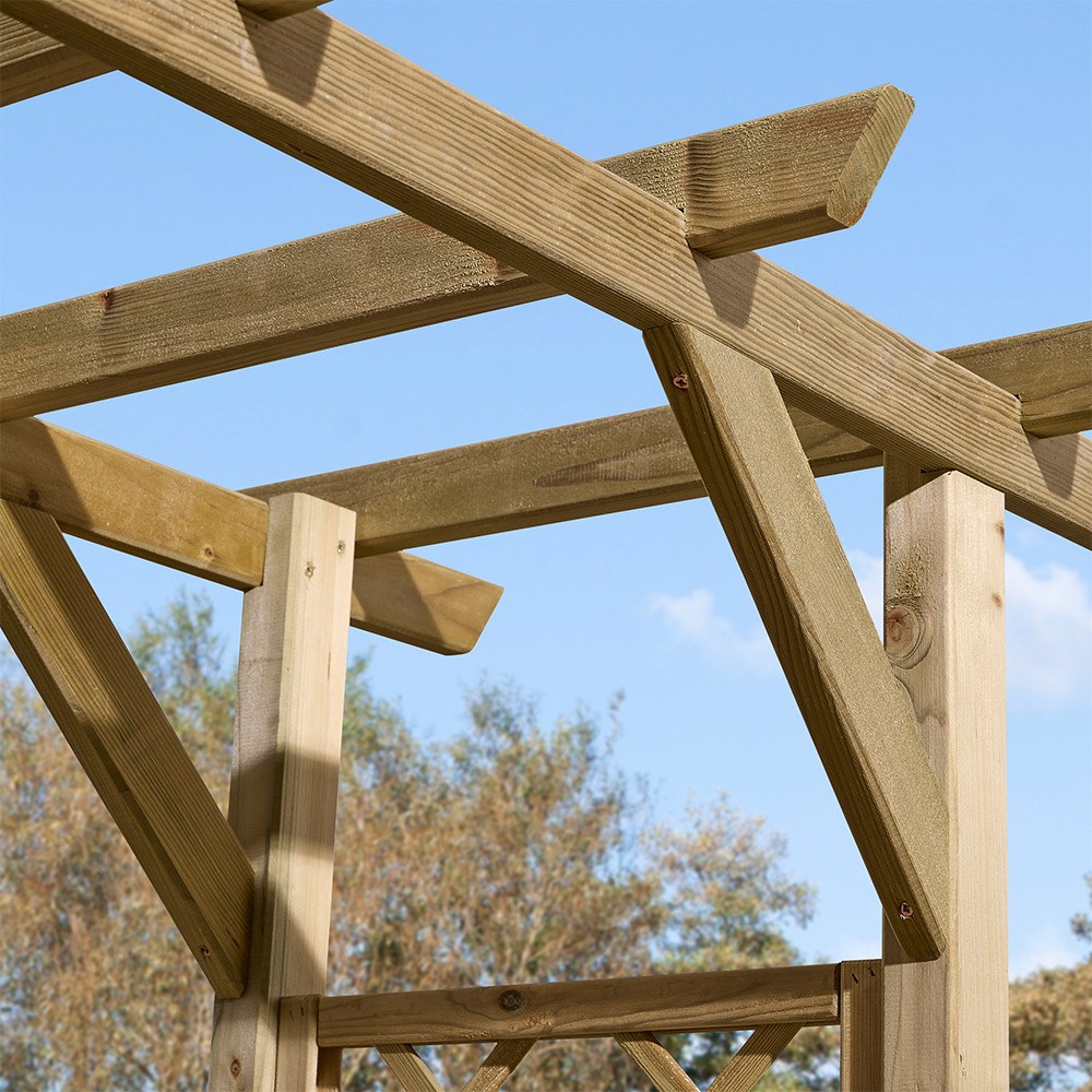 Cherington Wooden Arch