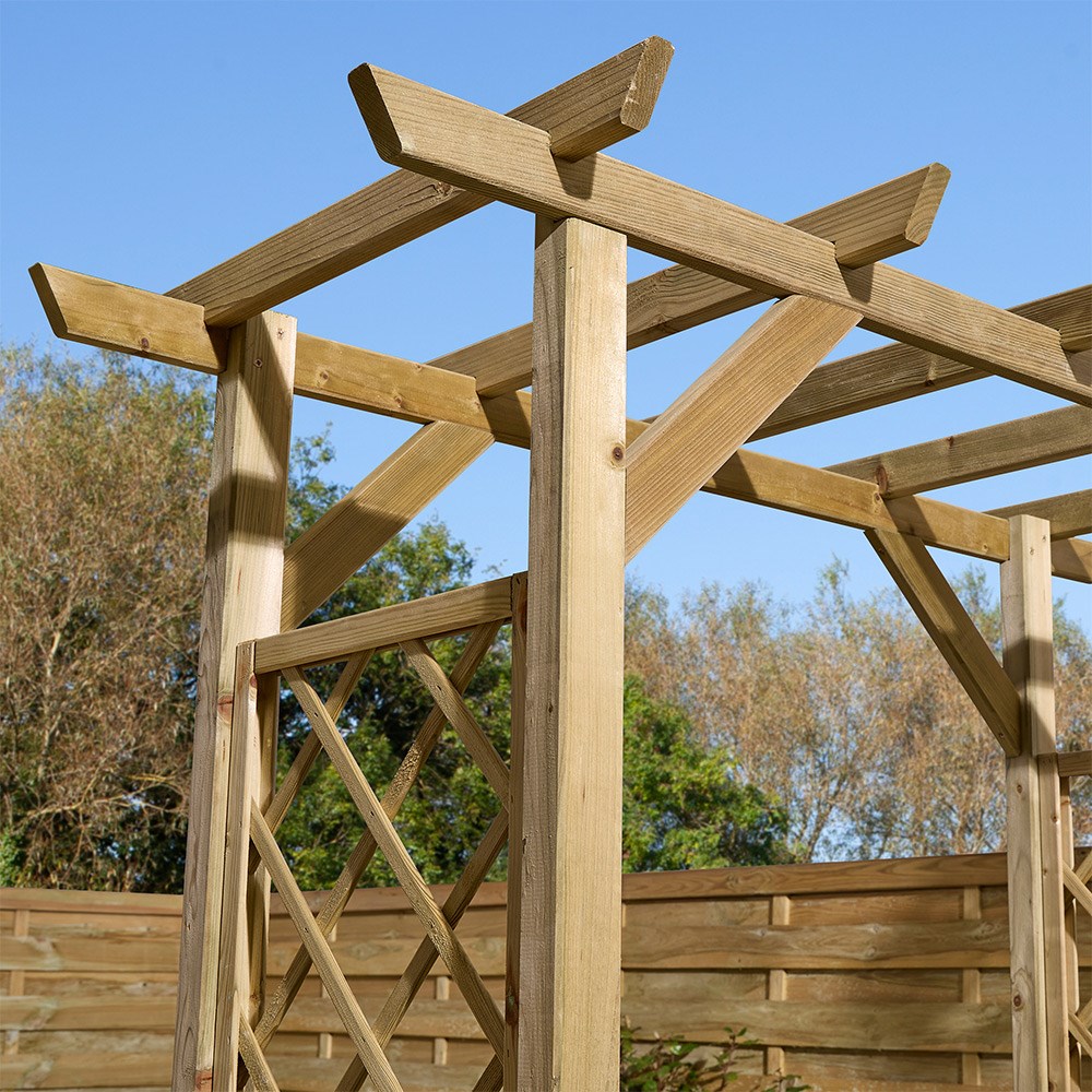 Cherington Wooden Arch