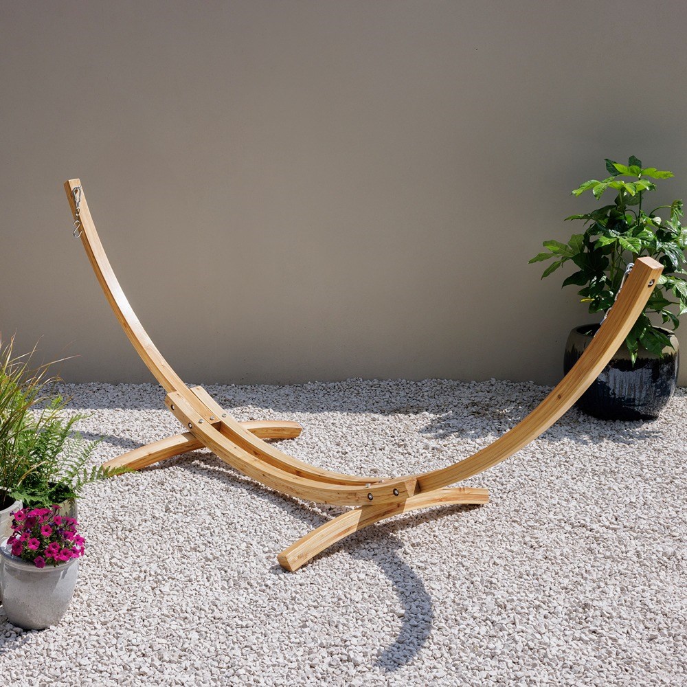 Single Hammock With Natural Wooden Arc Stand
