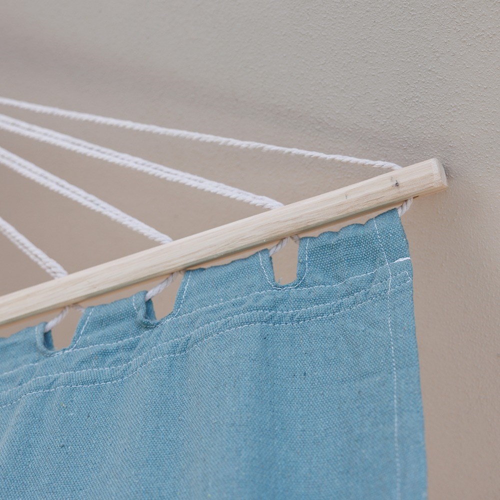 Single Hammock With Natural Wooden Arc Stand