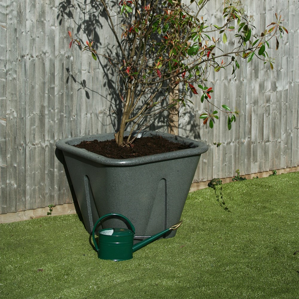 Winchester Self-Watering Planter