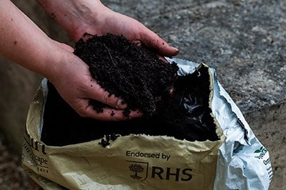 Shop compost, bark & mulch