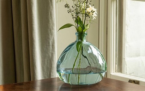 Vases & jugs