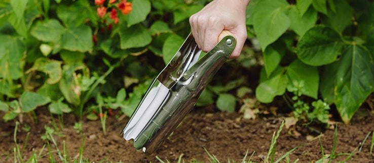 Planting tools