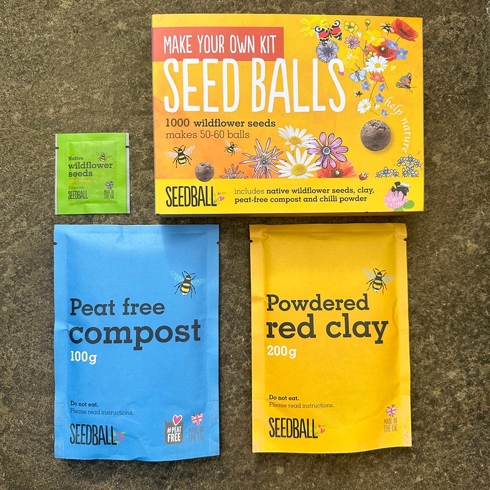 seedballs / seedbombs