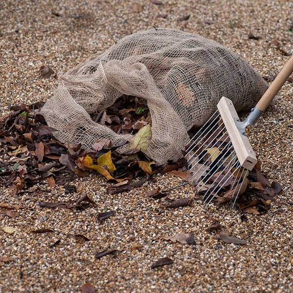 Compostable leaf sack for composting leaves