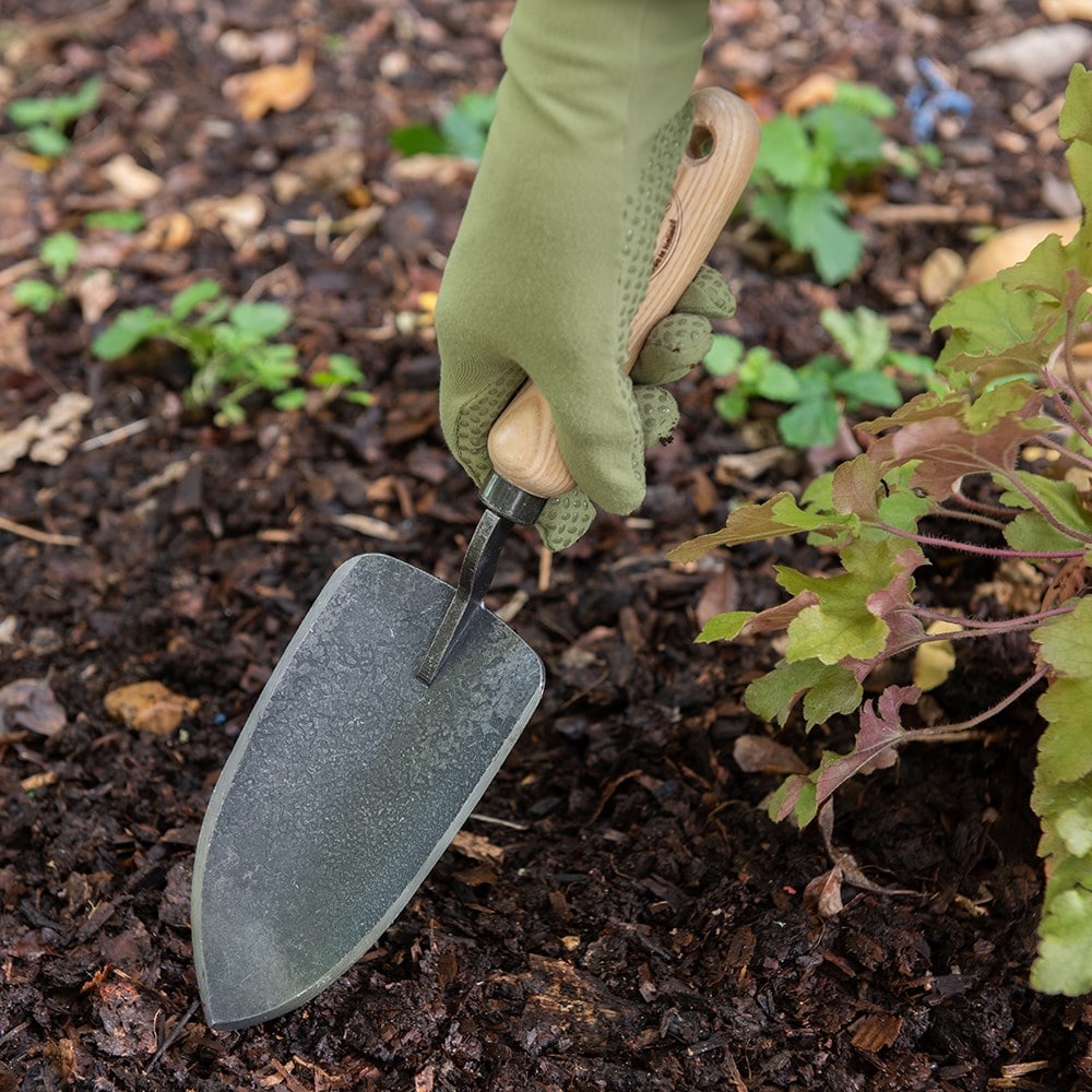 Uses of shop a trowel