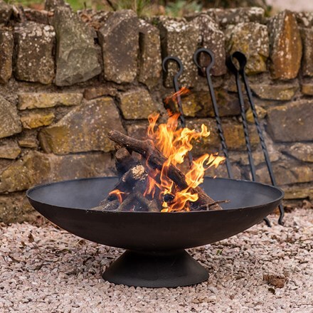 Firepits & outdoor cooking