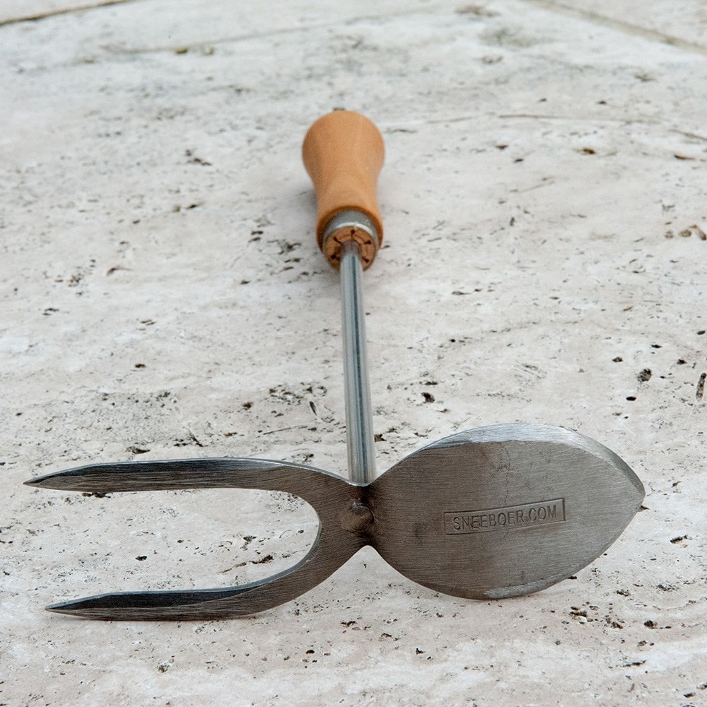 Buy Sneeboer hand mattock Delivery by Crocus
