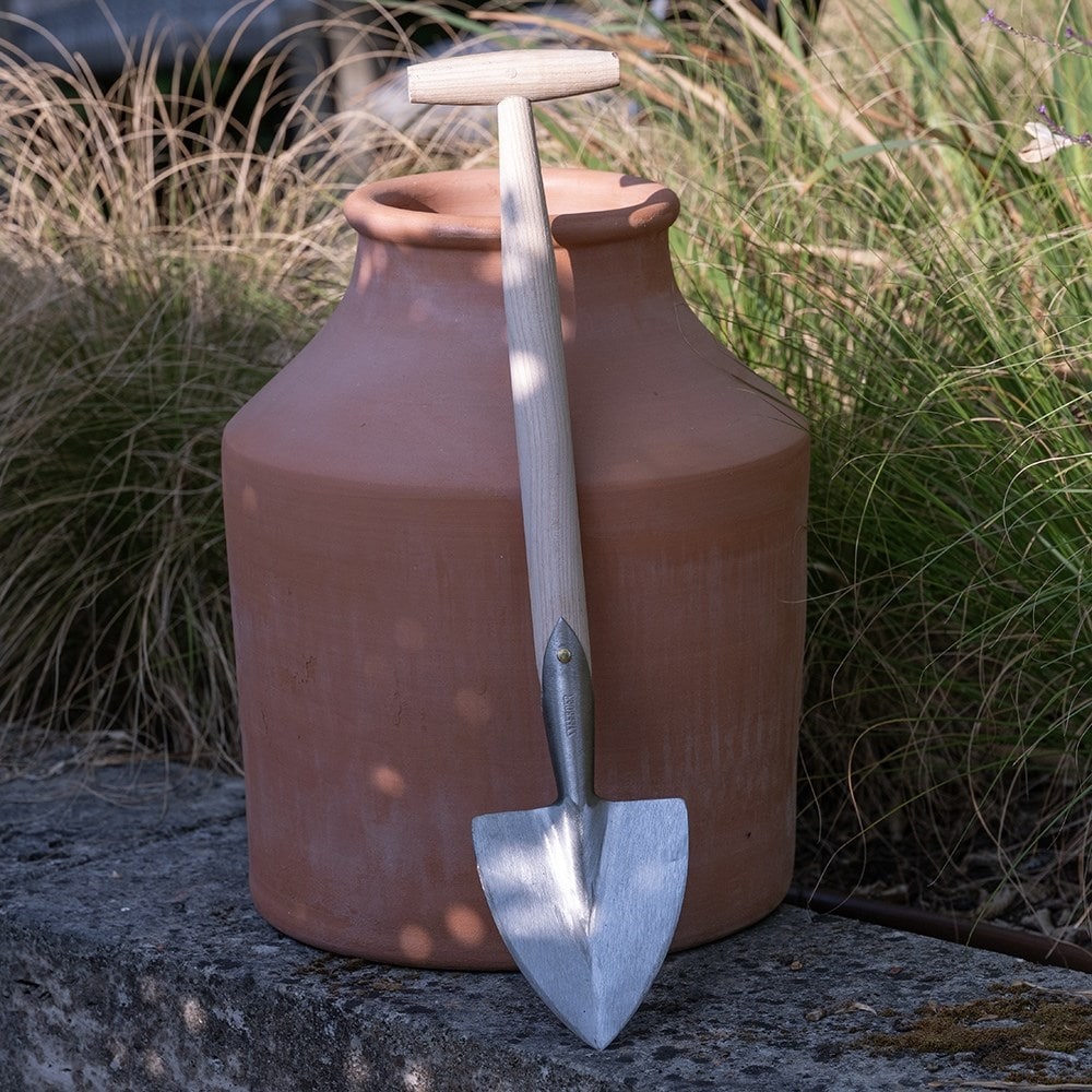 Sneeboer great dixter perennial spade