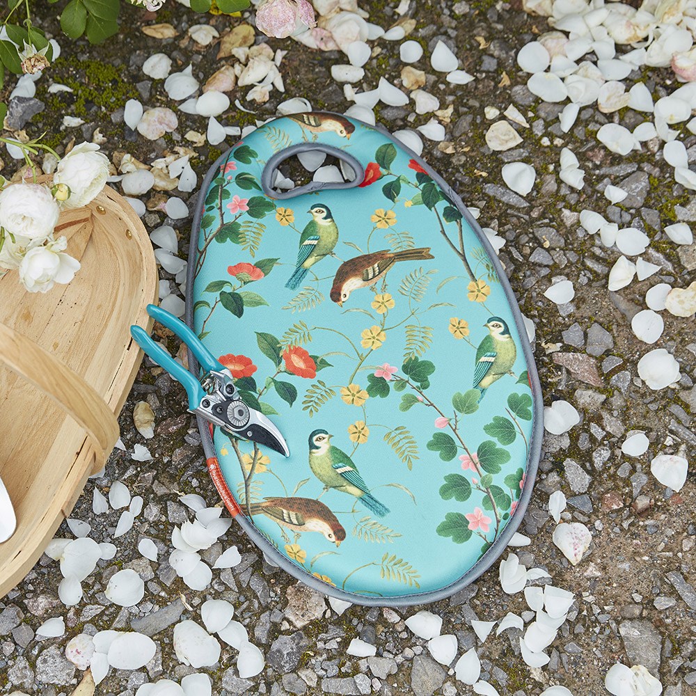 RHS Burgon and Ball flora & fauna kneelo kneeler 