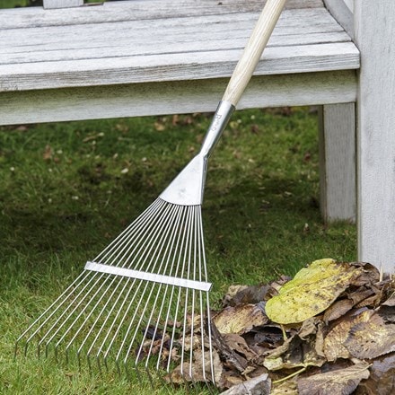 RHS Burgon and Ball stainless steel flexi-tined lawn / leaf rake
