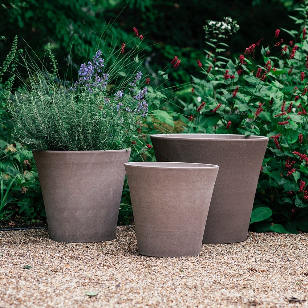 Conical Italian terracotta pot - grey