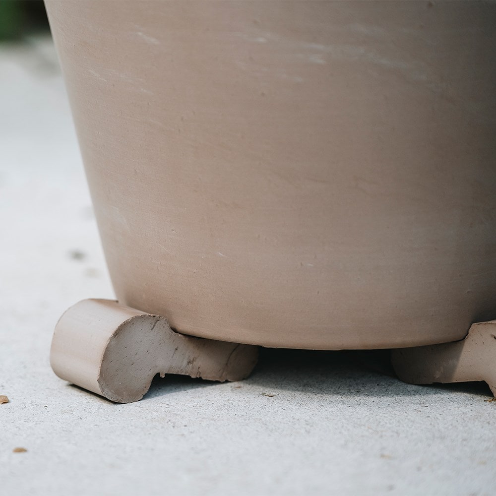 Italian terracotta pot feet grey - set of 3