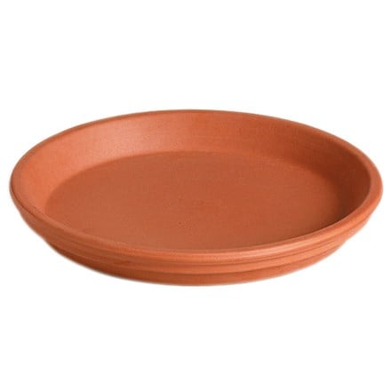 Water-resistant terracotta saucer for bowls