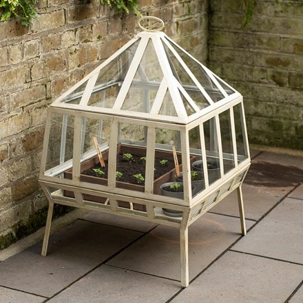 Victorian grow house - square