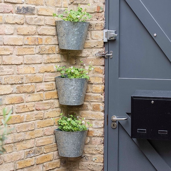 Set of 3 galvanised corner wall planters