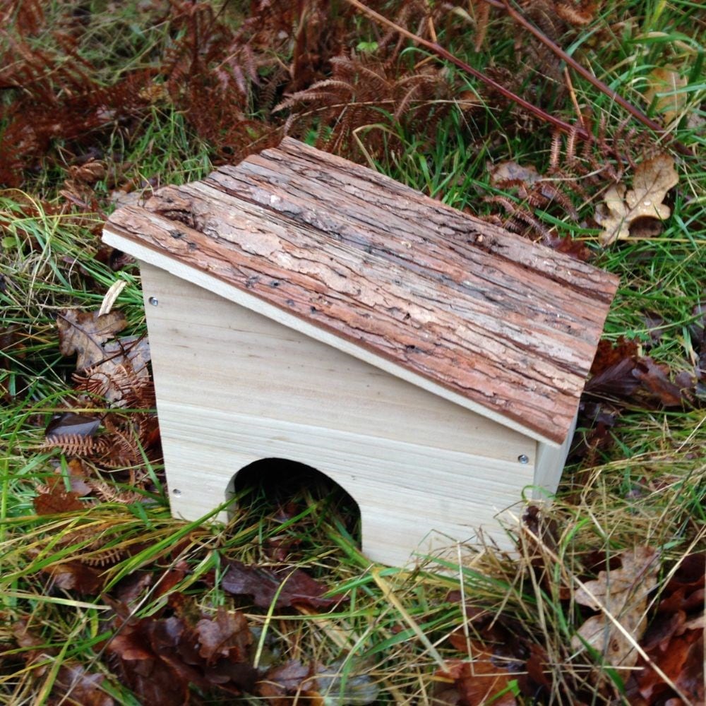 Frog and toad chalet