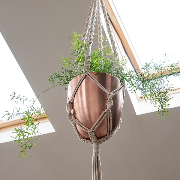 Macrame hanger with brushed copper pot