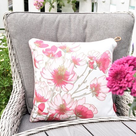 Lifestyle Garden scatter cushions - magnolia