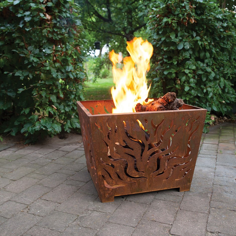 Rusty square fire basket